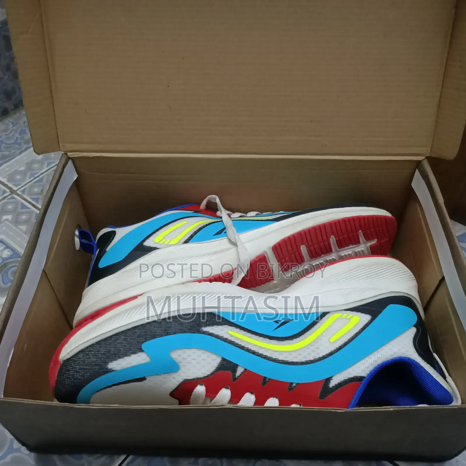 Sneakers Shoes With Box