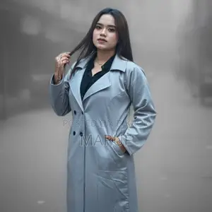 স্টাইলিশ নারীদের শীতকালীন ওভারকোট