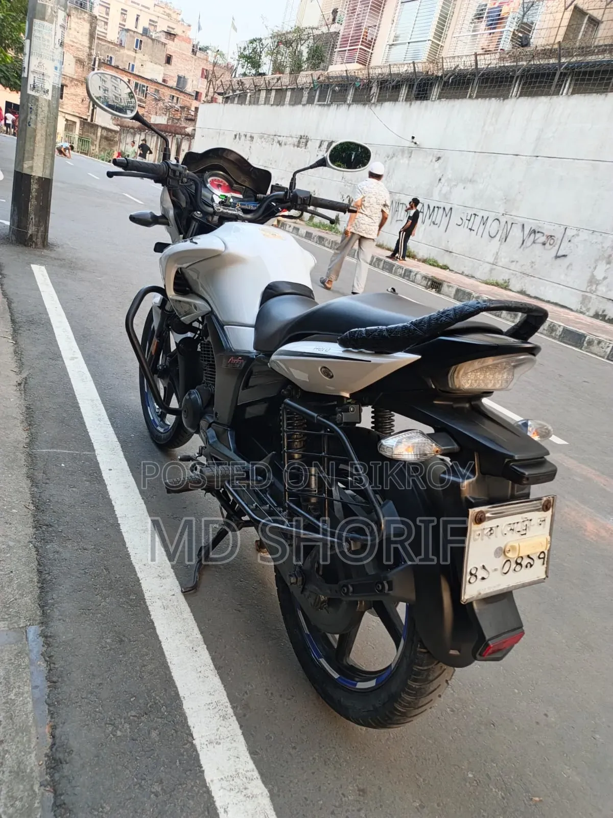 হিরো হাংক ২০১৯ সাদা