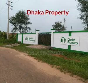 Nearby 300ft 7.5 Katha South at Sector-25.