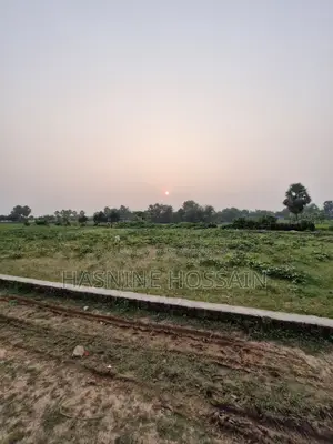 স্বল্পমূল্যে জরুরী ভিত্তিতে কিছু প্লট বিক্রি করা হবে
