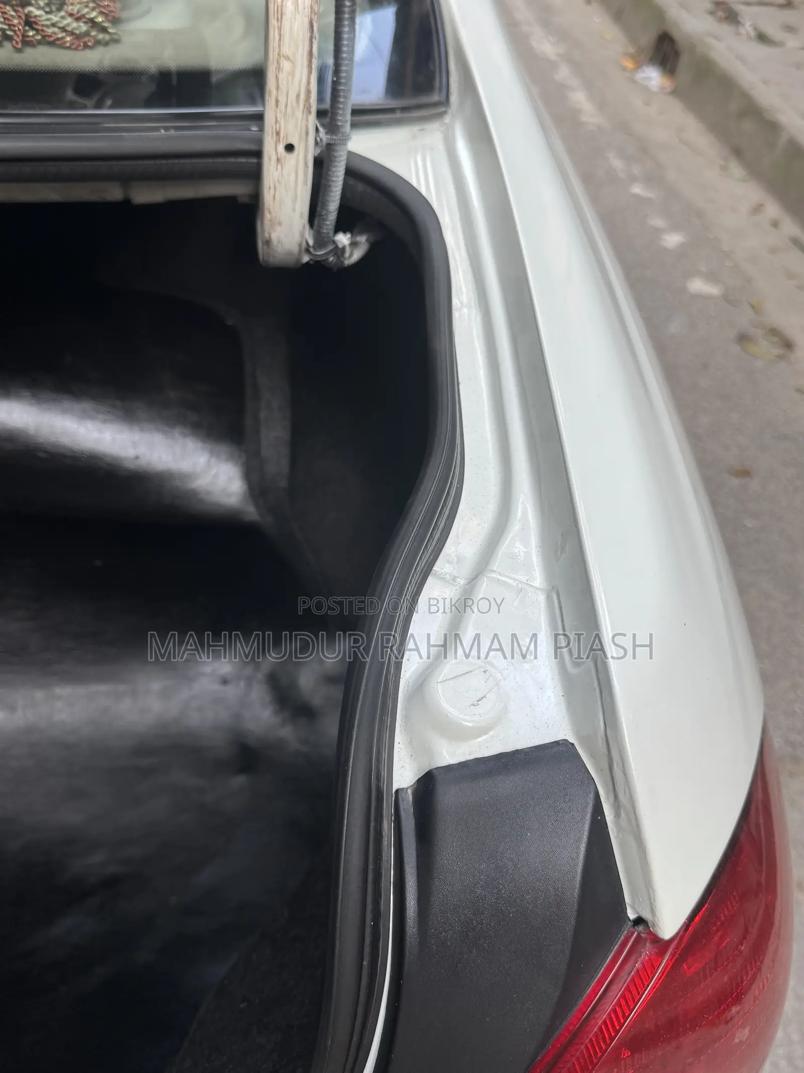 নিসান সানি ২০০৯ পার্ল