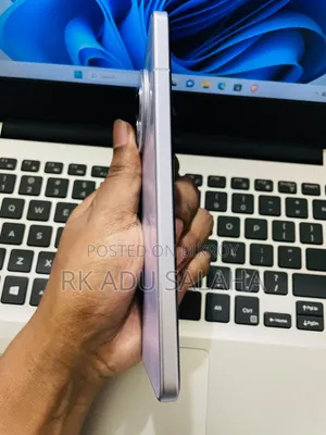 শাওমি সিভি ৫ প্রো ২৫৬ জিবি