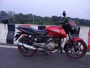 Bajaj Pulsar 150 2015 Red