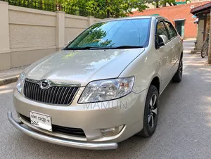 Toyota Corolla 2004 Gold