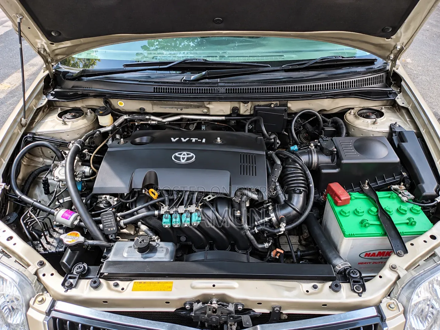 Toyota Corolla 2004 Gold