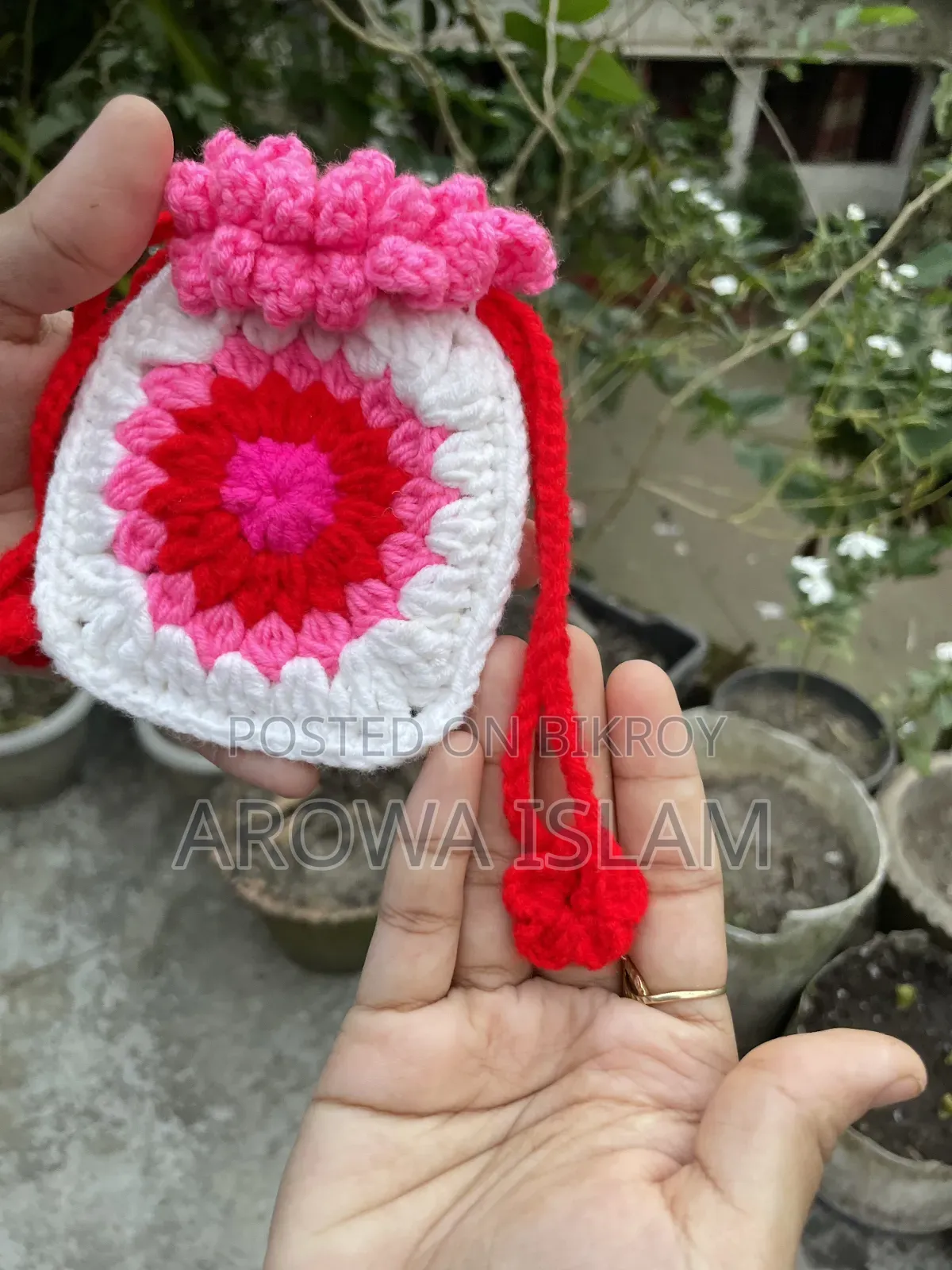 হ্যান্ডমেড ক্রুশেট মিনি ব্যাগ