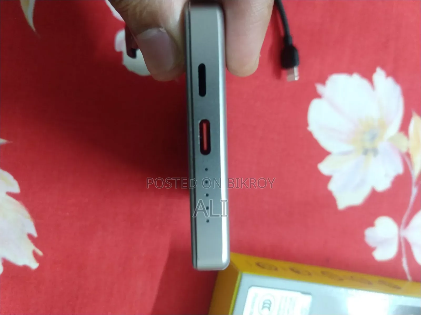 অগার পিবি১০১৩, ১০০০০এমএএইচ পাওয়ার ব্যাংক