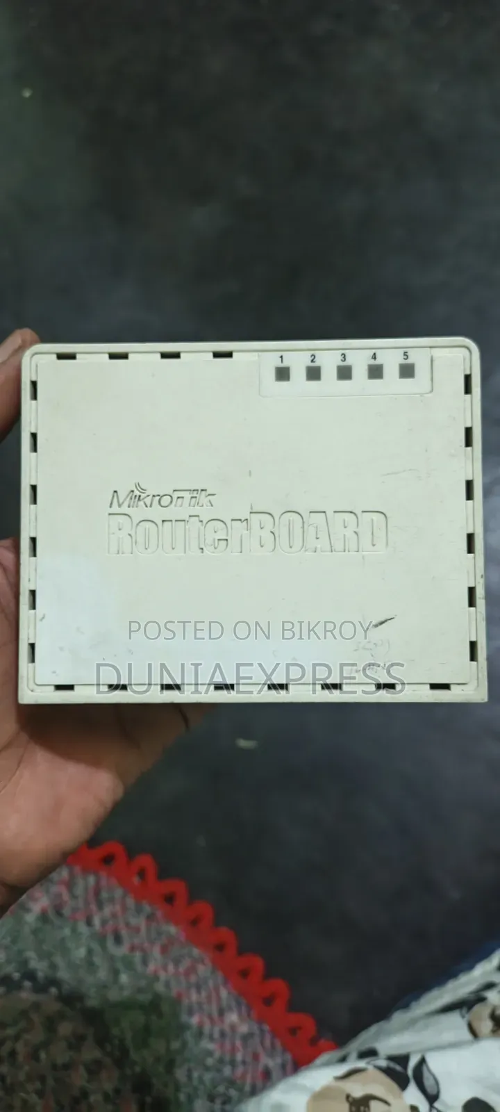Mikrotik Hex RB750GR3 Plastic Body Gigabit Ethernet Router