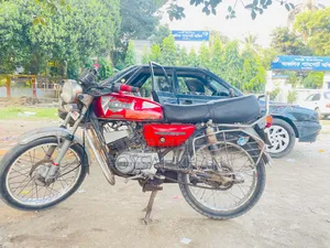 New Yamaha 2002 Red
