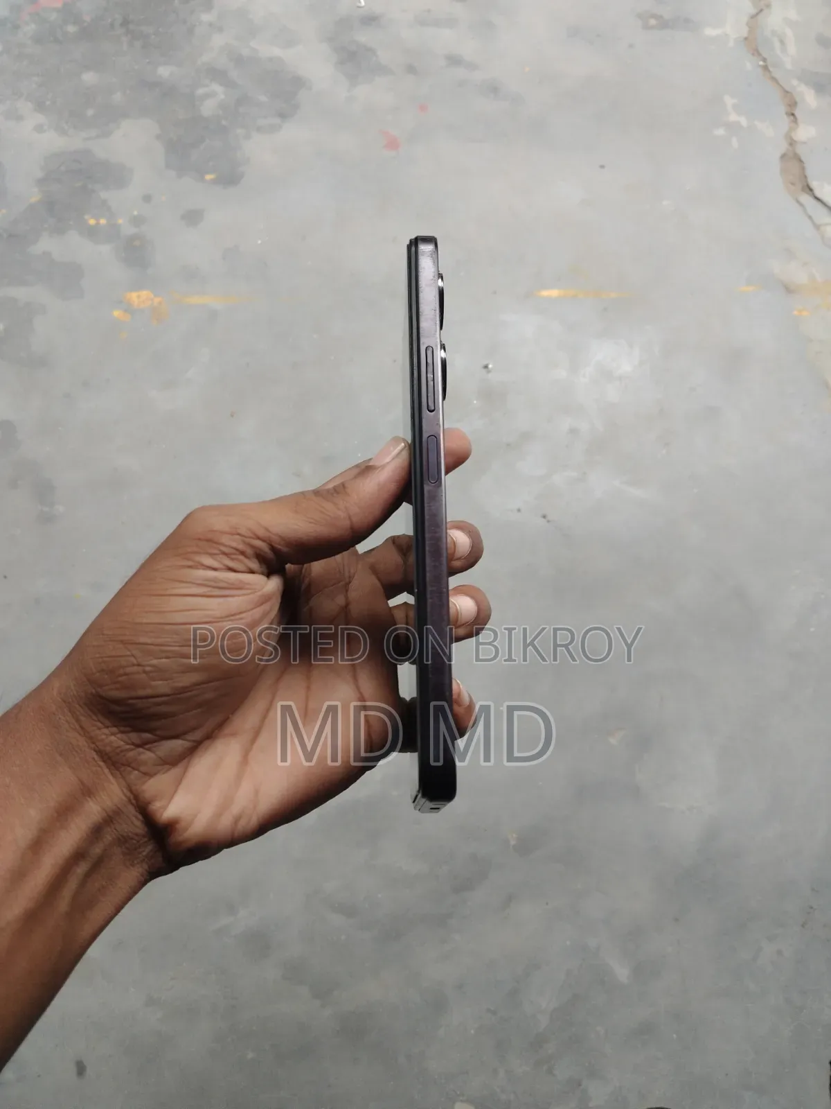 Vivo Y18 128 GB Red