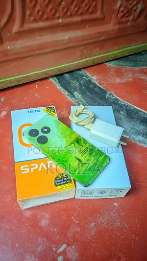 টেকনো স্পার্ক গো ৬৪ জিবি কালো