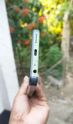 টেকনো স্পার্ক গো ৬৪ জিবি কালো
