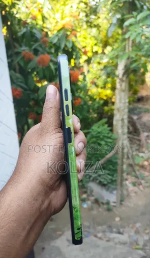 টেকনো স্পার্ক গো ৬৪ জিবি কালো