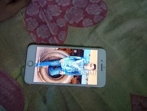 নিউ অ্যাপল আইফোন ৭ প্লাস ১২৮ জিবি হোয়াইট