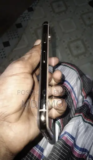 অ্যাপল আইফোন এক্সএস ২৫৬ জিবি গোল্ড
