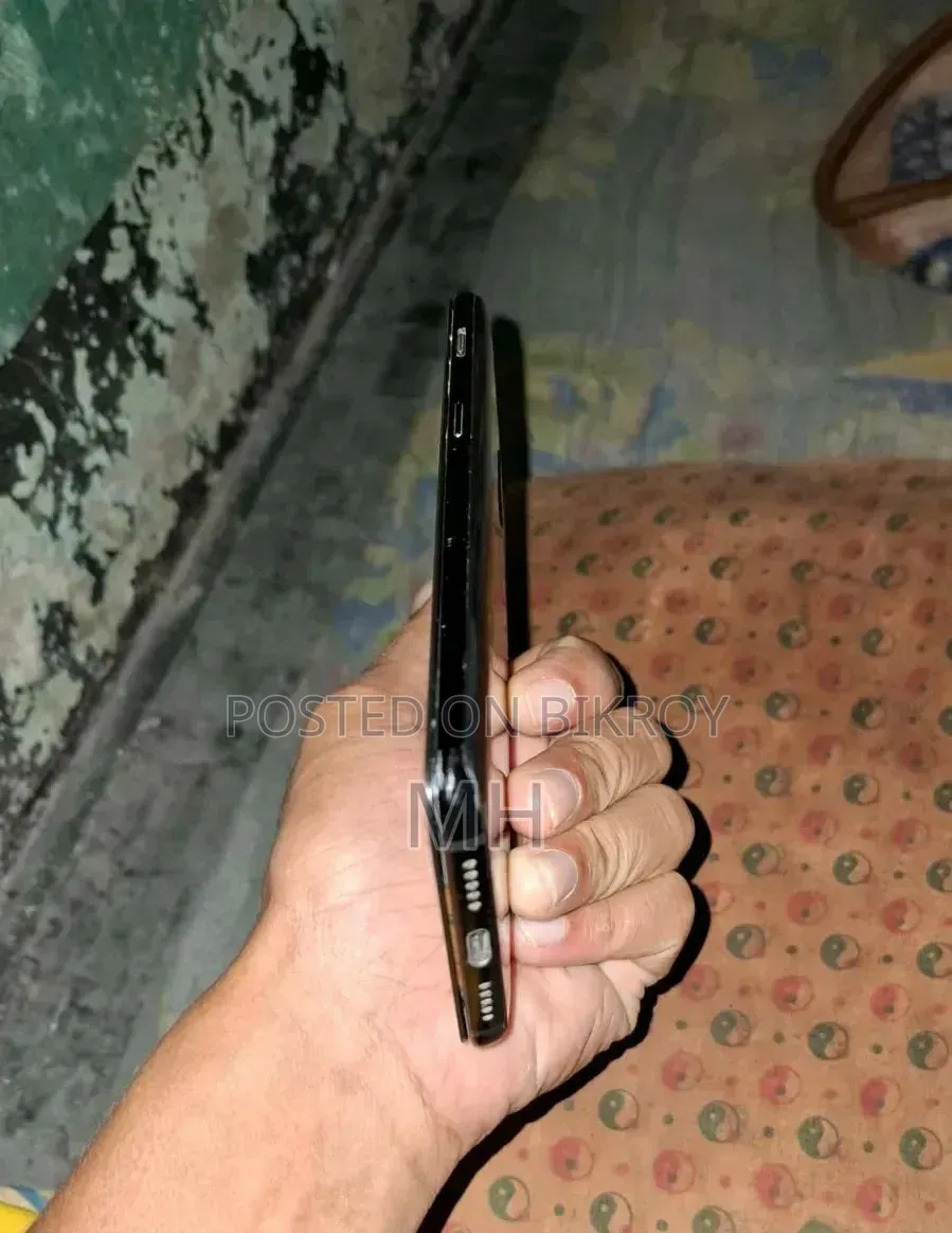 ওয়ানপ্লাস ৬টি ১২৮ জিবি ব্ল্যাক