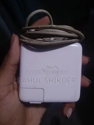 ৬০ ওয়াট ম্যাগসেফ পাওয়ার অ্যাডাপ্টর