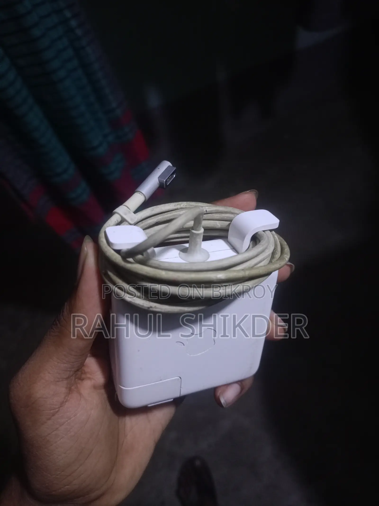 ৬০ ওয়াট ম্যাগসেফ পাওয়ার অ্যাডাপ্টর