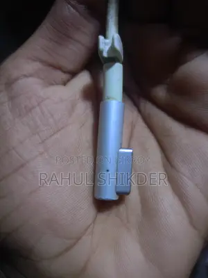 ৬০ ওয়াট ম্যাগসেফ পাওয়ার অ্যাডাপ্টর