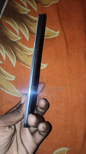 ইনফিনিক্স হট ৫০ প্রো প্লাস ৪জি ২৫৬ জিবি ব্লু