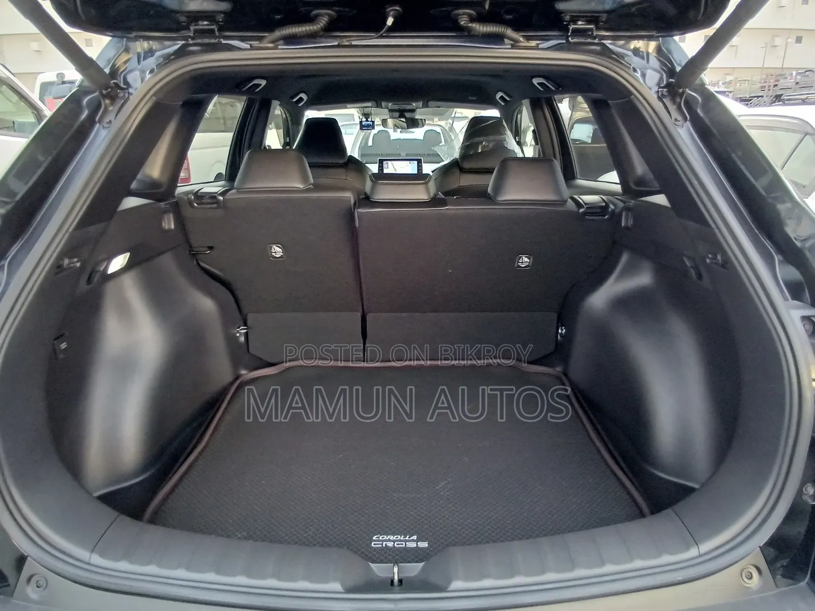 Toyota Corolla Cross 1.8 Hybrid AWD 2021 Black