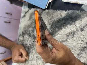 Vivo X80 256 GB Orange