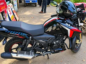 TVS Apache RTR 160 2V ABS 2025 Black