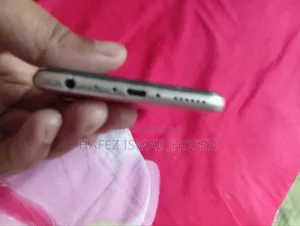 Vivo Y17 64 GB Gold