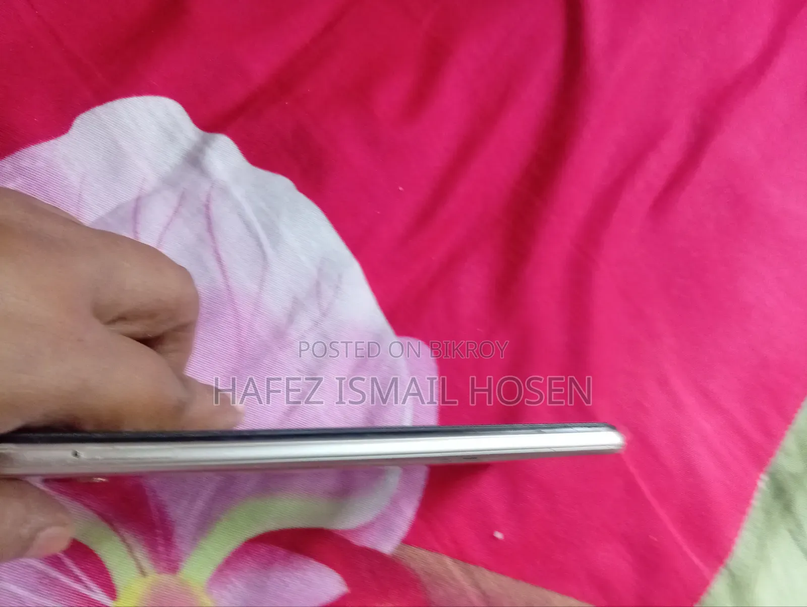 Vivo Y17 64 GB Gold