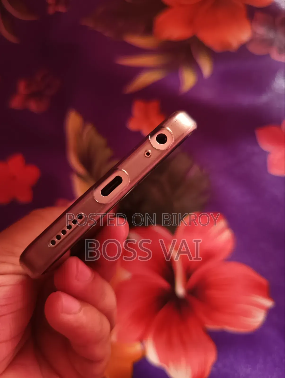 আইটেল ১২৮ জিবি