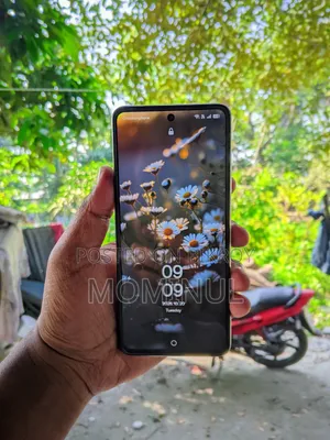 Realme C75 128 GB Yellow
