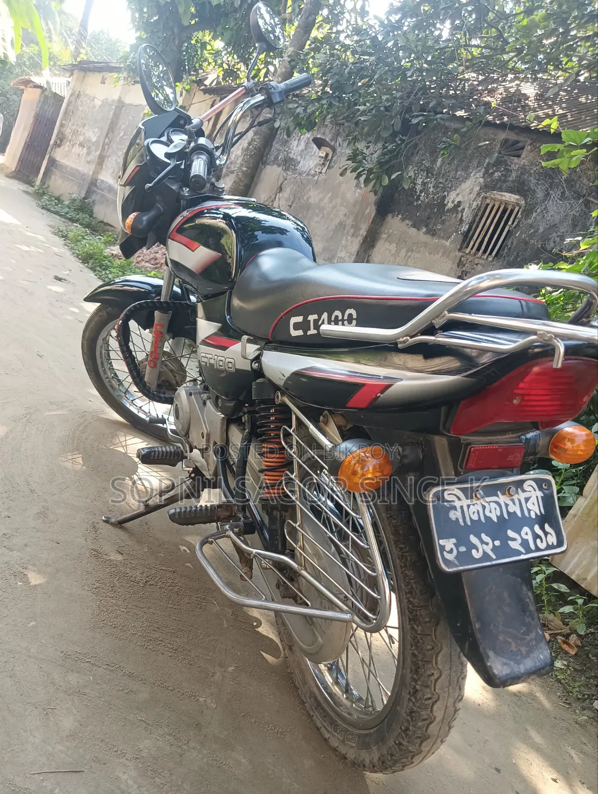 বাজাজ সিটি ১০০ ২০১৬ কালো