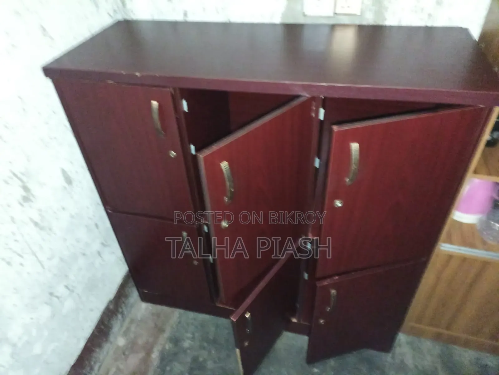 6-Door Cabinet Locker