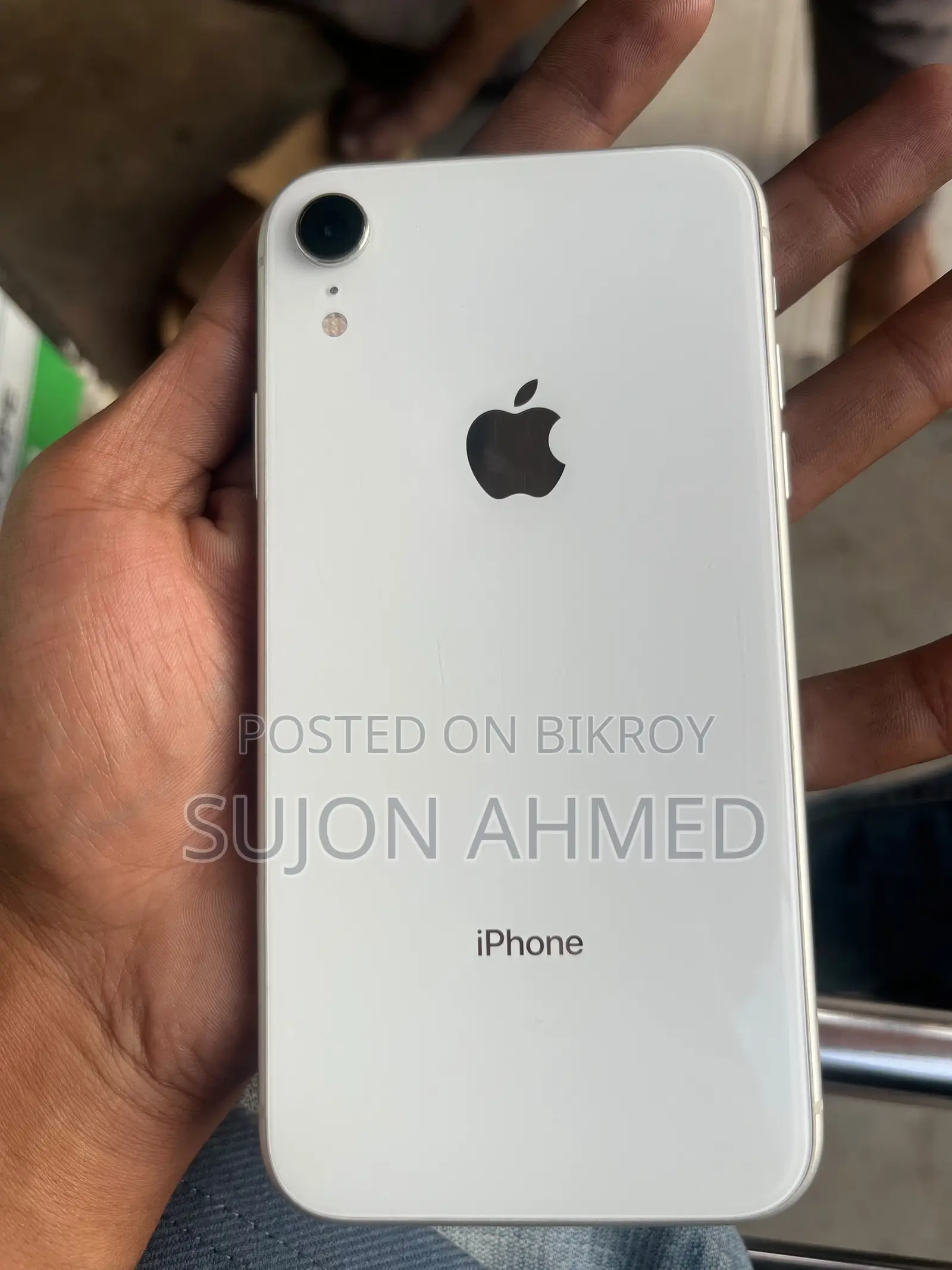 Apple iPhone XR 64 GB White