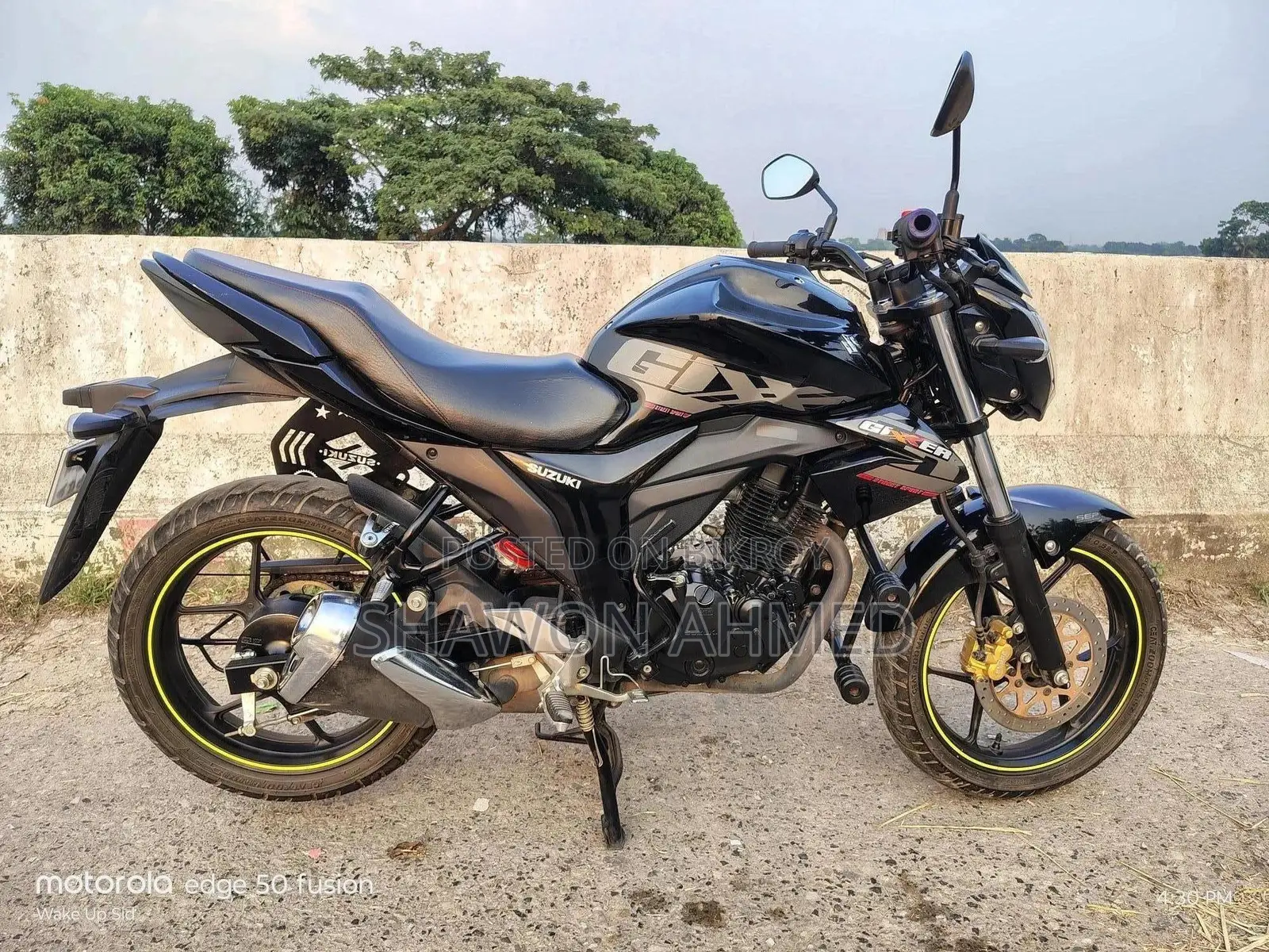 সুজুকি জিক্সার ২০২৫ ব্ল্যাক