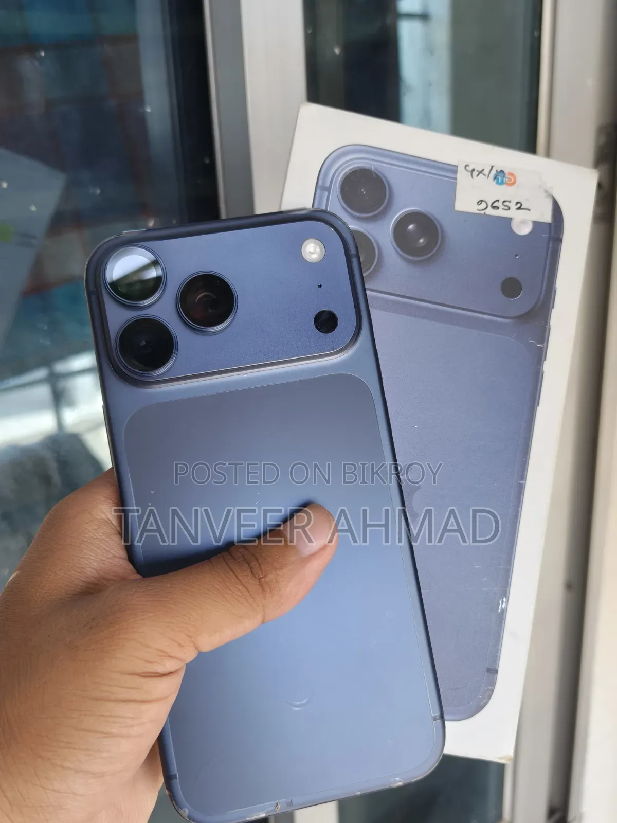 New Apple iPhone 17 Pro Max 256 GB Blue