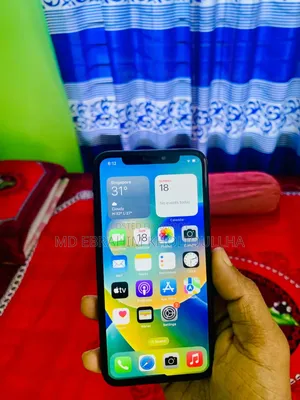 অ্যাপল আইফোন এক্স ৬৪ জিবি গোল্ড