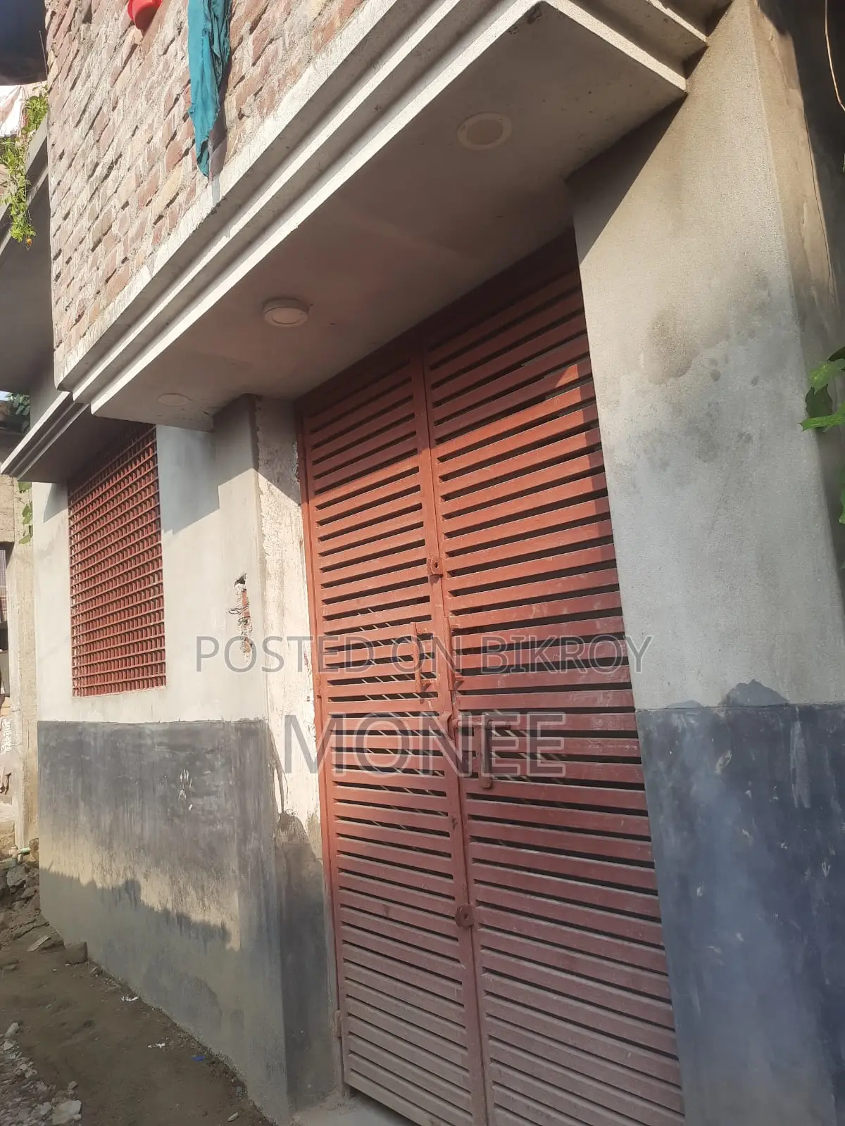 7 Bedroom House in Motihar for sale