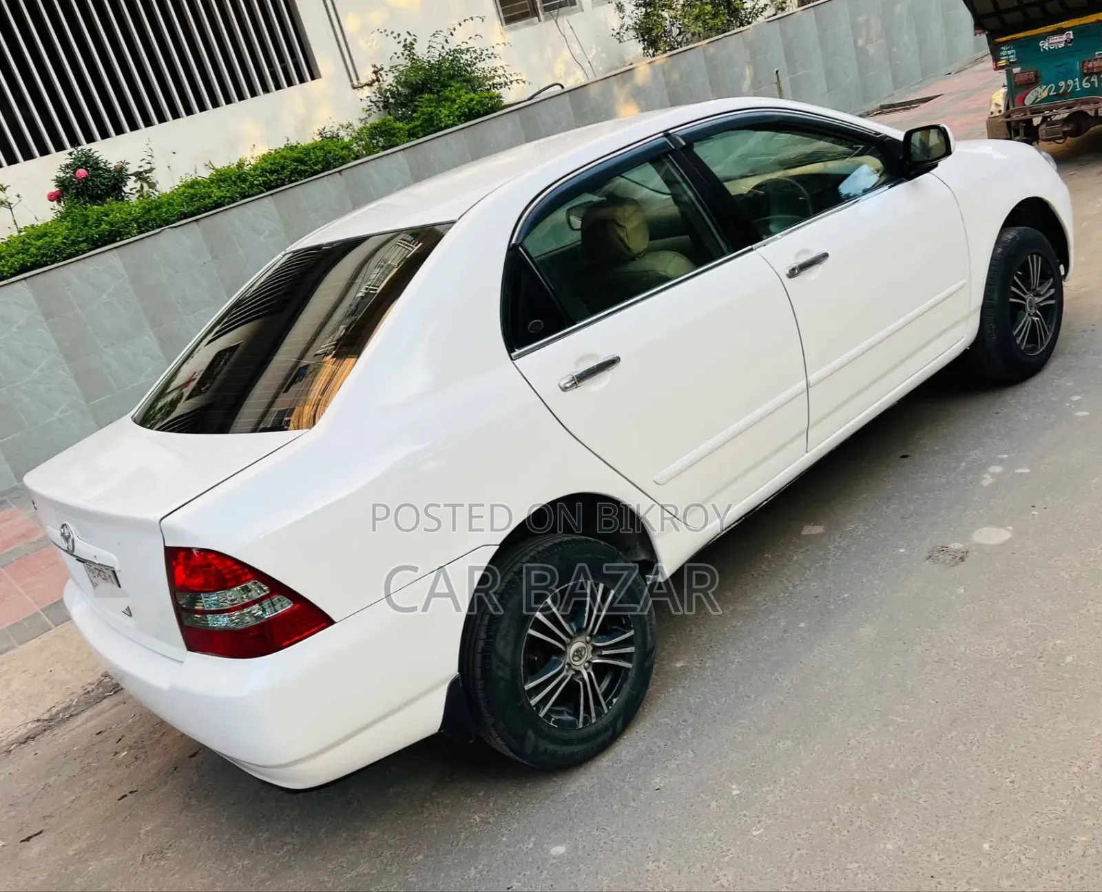Toyota Corolla Sedan Automatic 2003 White