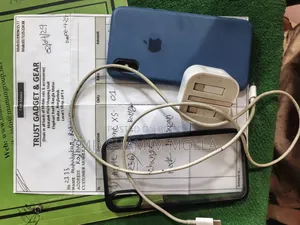 অ্যাপল আইফোন এক্সএস ২৫৬ জিবি কালো