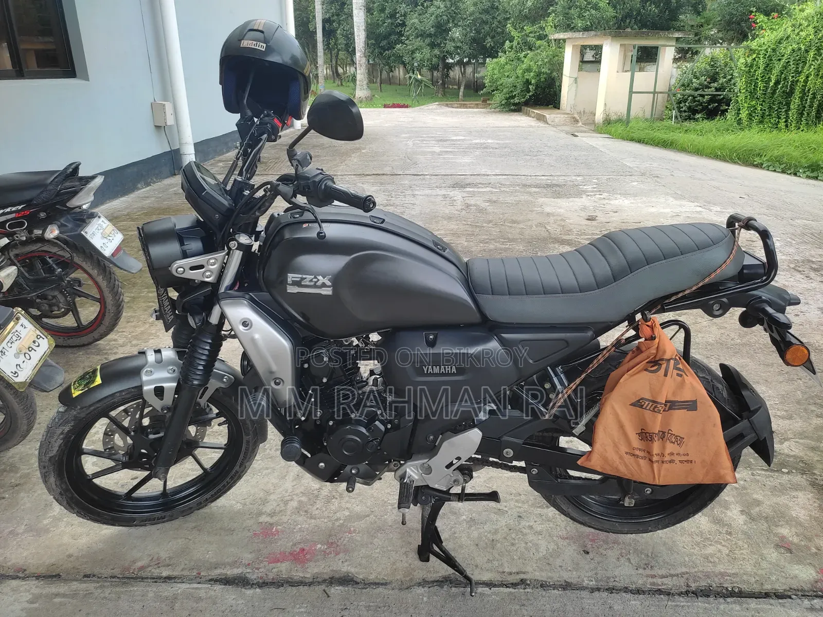 Yamaha FZX 2024 Black
