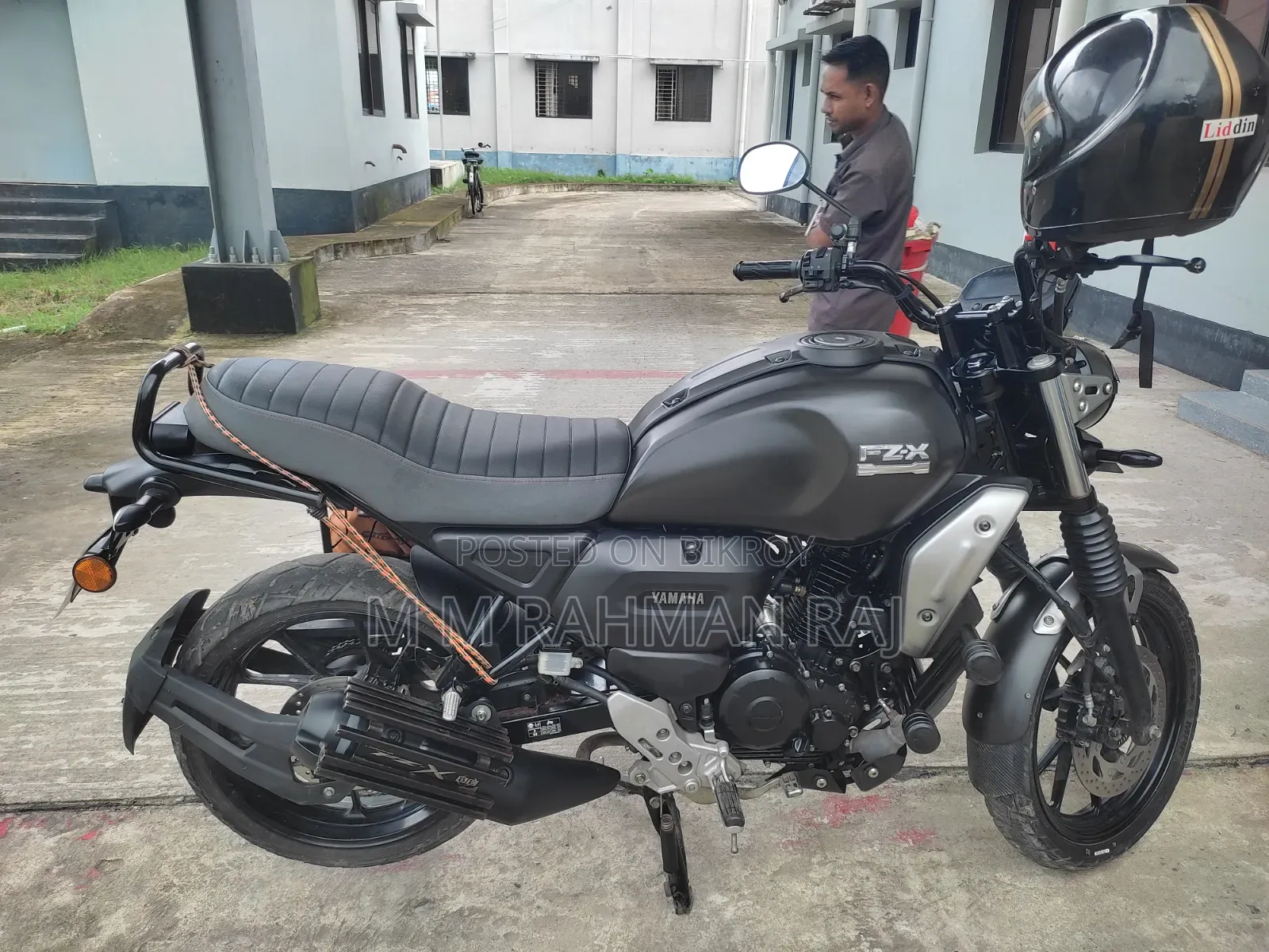 Yamaha FZX 2024 Black