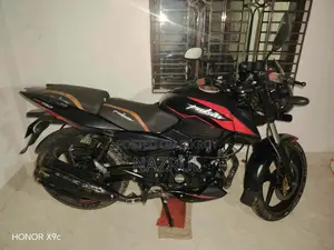 Bajaj Pulsar 150 2023 Black