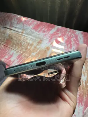 Xiaomi Poco F4 128 GB Silver