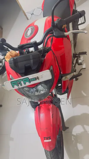 TVS Apache 160 4V 2019 Red