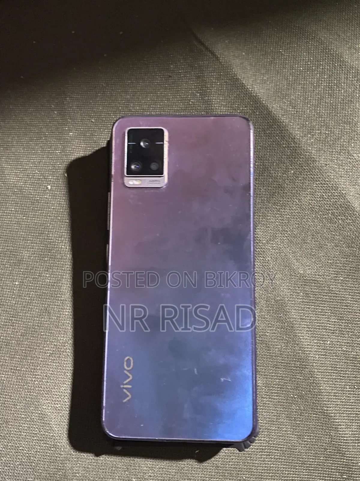Vivo V20
