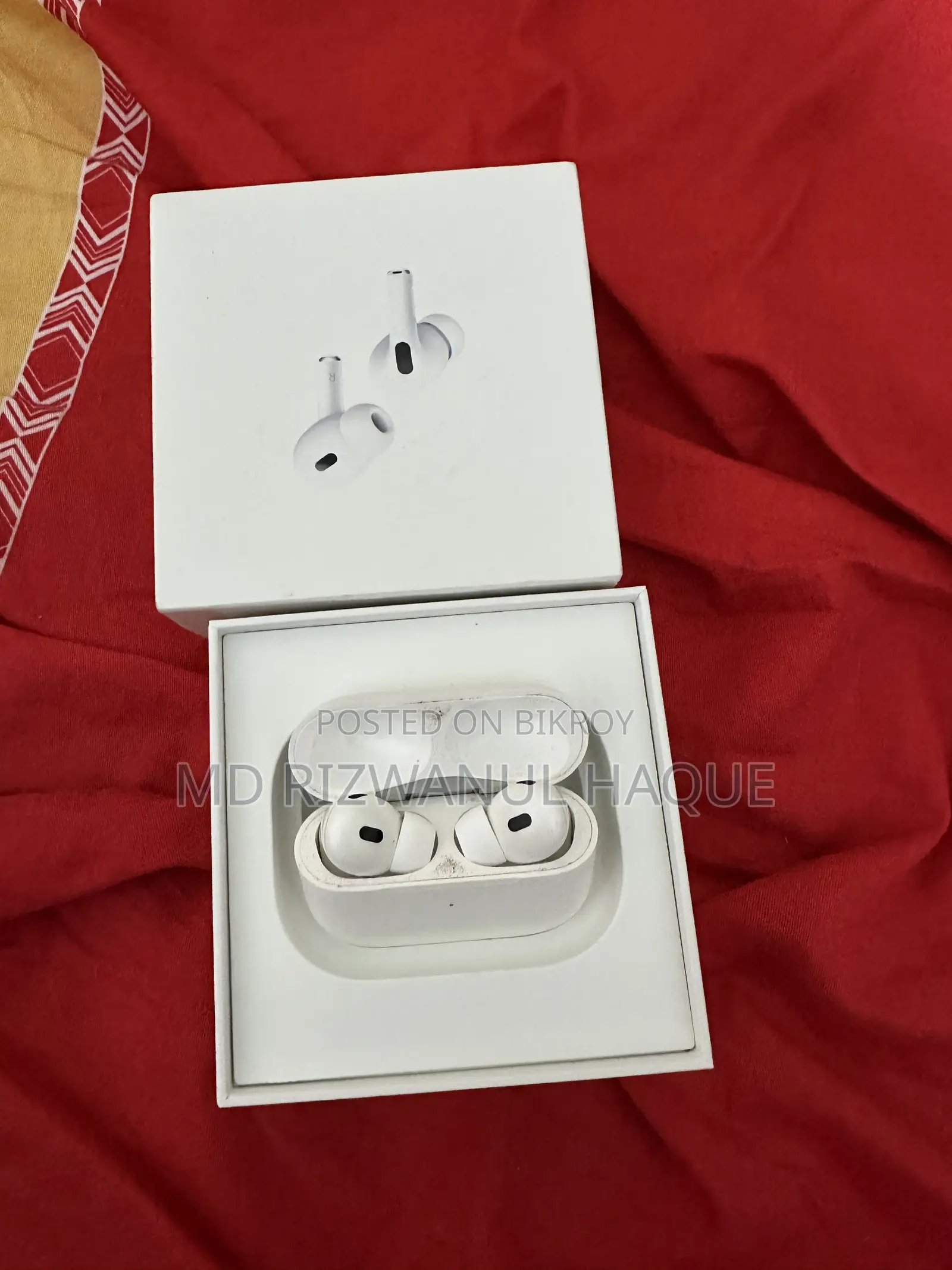 অ্যাপল এয়ারপড প্রো ২ ব্যবহৃত