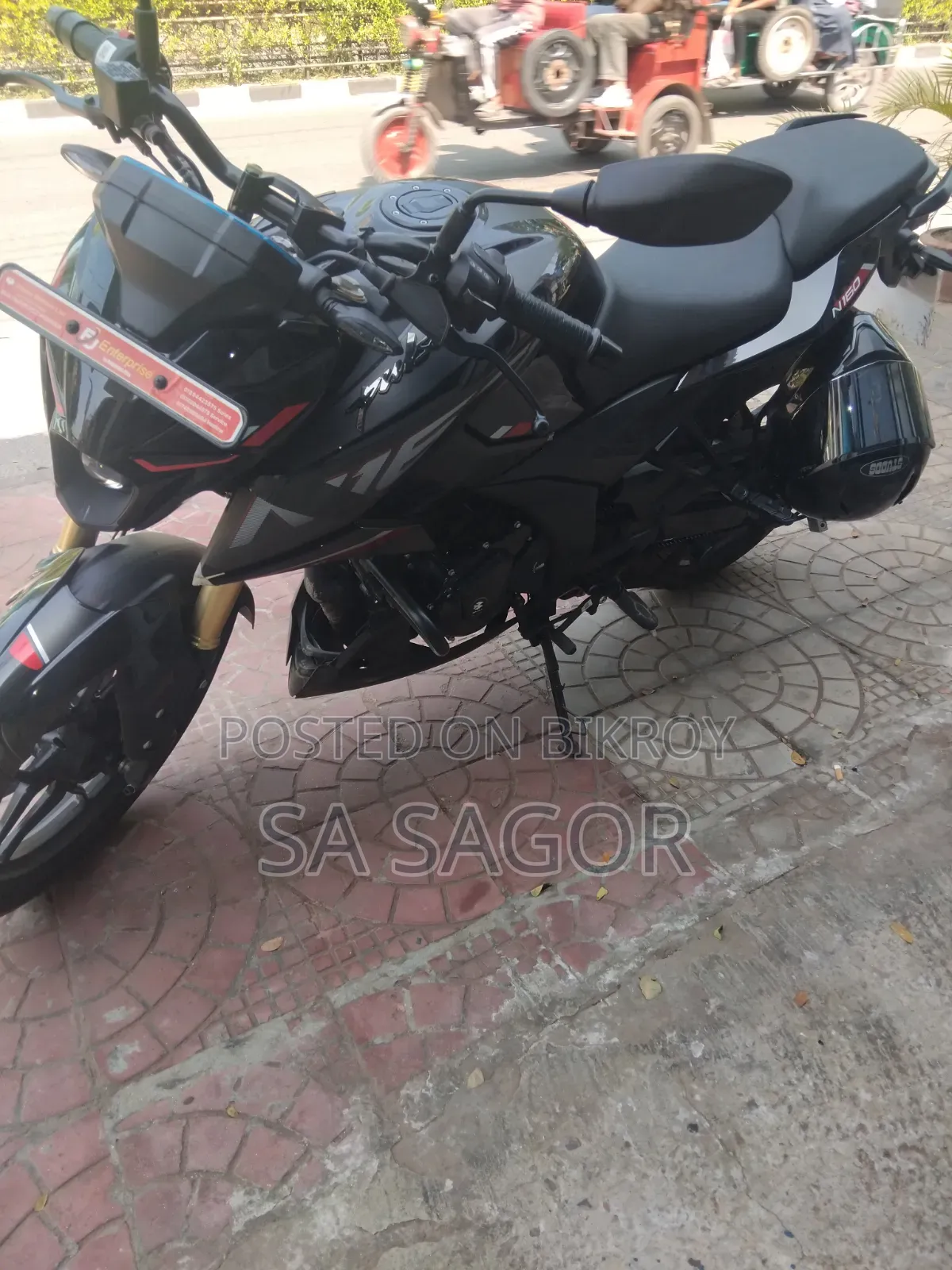 বাজাজ পালসার এন১৬০ ২০২৬ কালো