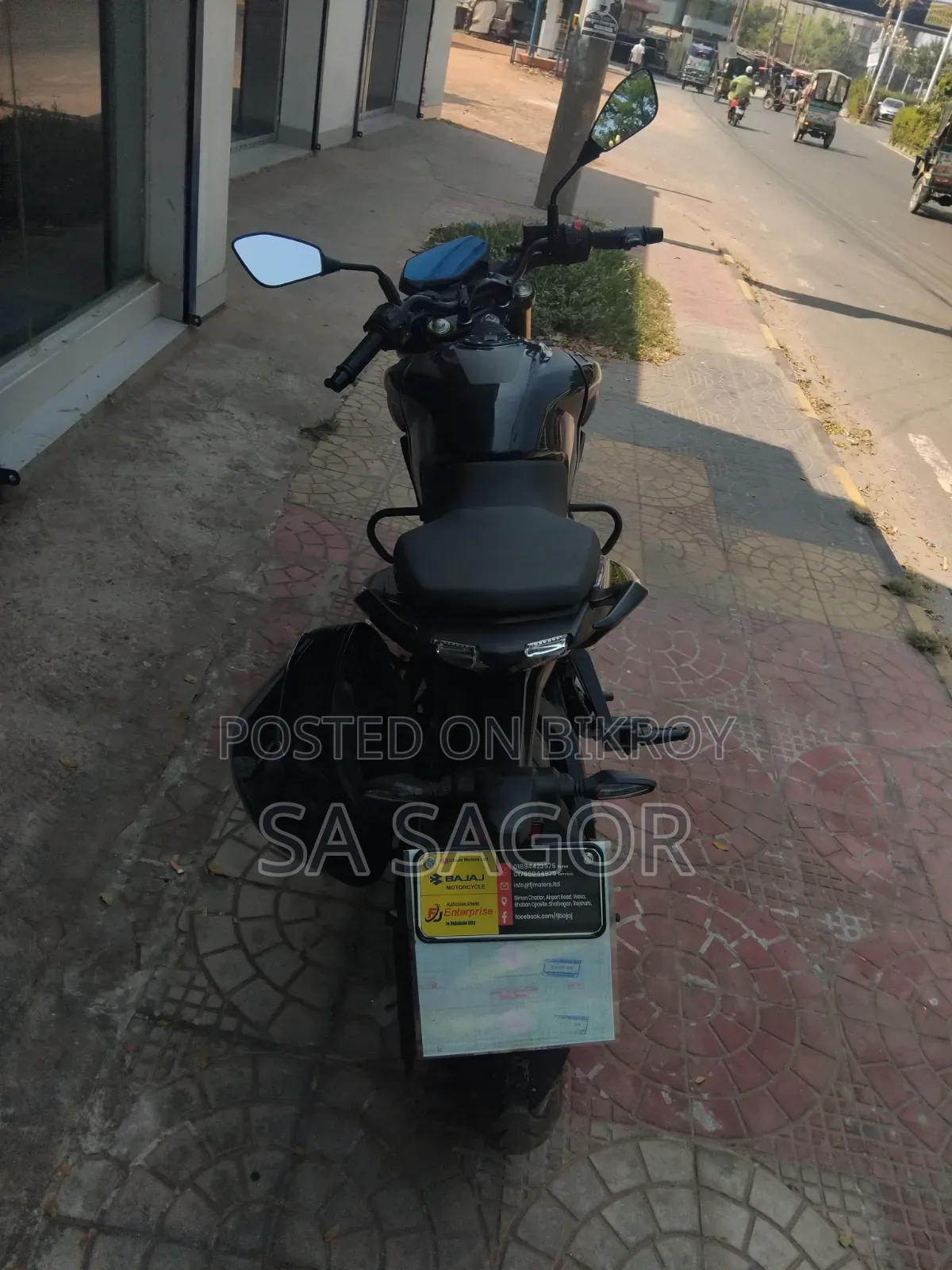 বাজাজ পালসার এন১৬০ ২০২৬ কালো